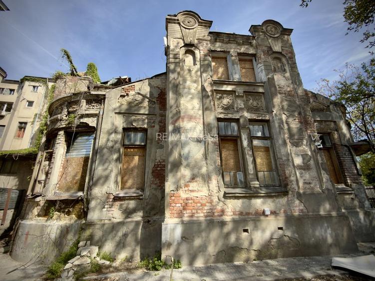 Monument istoric de vanzare în zona Splaiul Independentei - 8