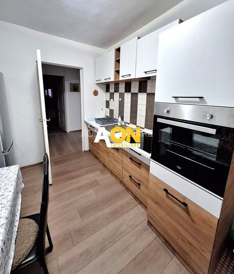 De vanzare casa 5 camere 350 mp teren zona Micesti - 7