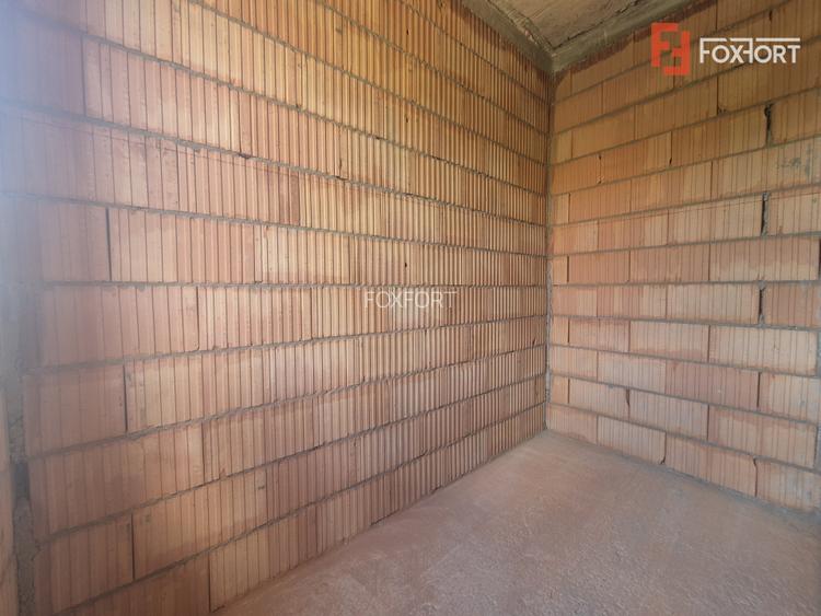 Duplex cu 4 camere de vanzare in localitatea Dumbravita - 9