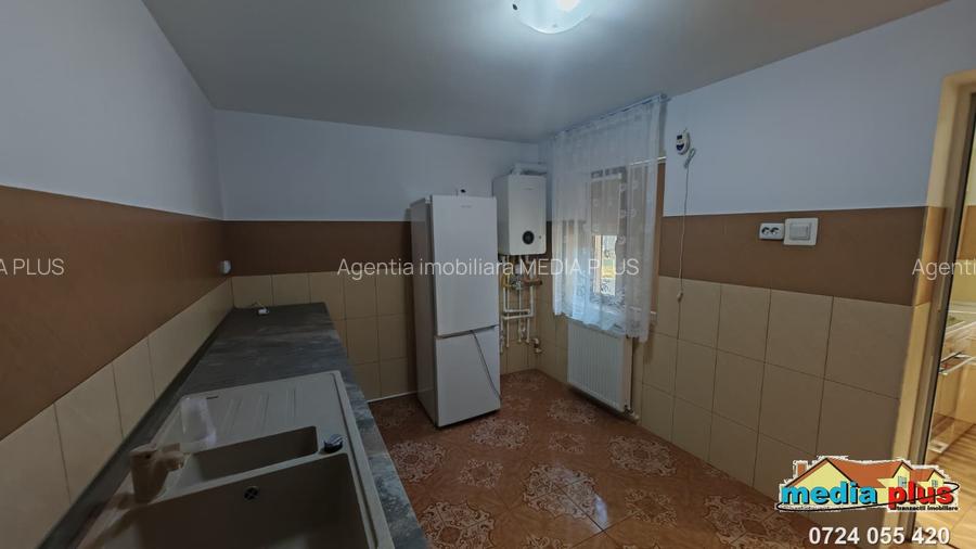 Casă cu curte de închiriat pe termen lung – Piața Centrală, - 8