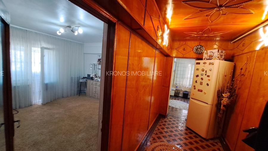 KM.4-5 APARTAMENT 3 CAMERE , MOBILAT, UTILAT, CENTRALA GAZ, LOC PARCARE , BOXA - 7