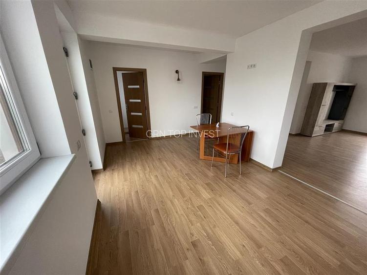 Casa individuala cu 3 camere si 2 bai in zona Strand - 10