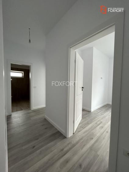 Duplex deosebit cu 5 camere in Ghiroda  - 19