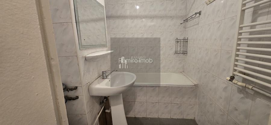 Apartament 3 camere  GIURGIULUI 72 mp DE RENOVAT - 12