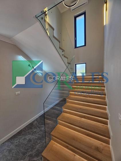 Constructie noua. Finisata IMPECABIL. Disponibila IMEDIAT - 12