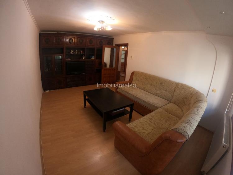 Apartament de 3 camere, 73 mp decomandat la parter inalt - 4