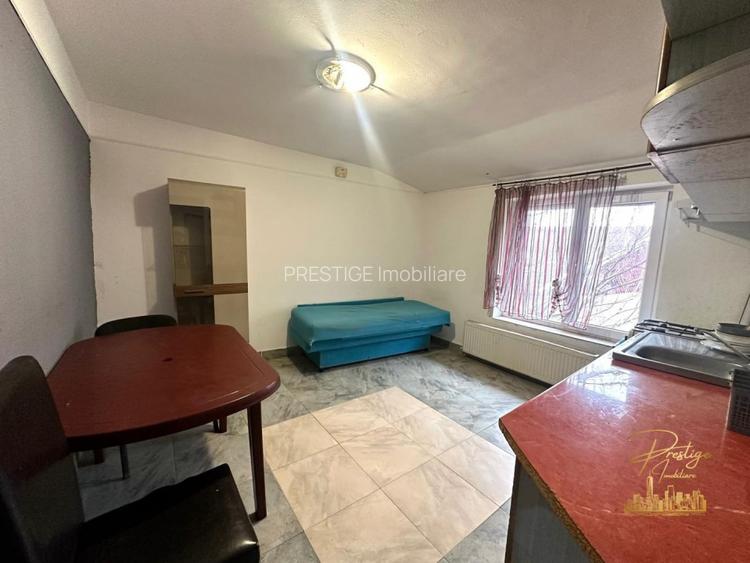 Casa cu 8 camere de inchiriat in zona Centrala - Oradea - 8