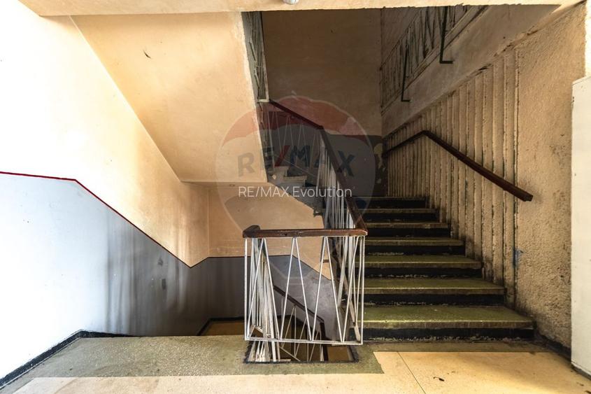 GARSONIERĂ TIP CAMERĂ DE CĂMIN| TRACTORUL| 21 MP | MOBILATĂ | BOXĂ - 10