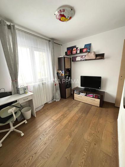 Apartament 4 camere, etaj intermediar, centrala, AC, balcon inchis, geam baie - 10