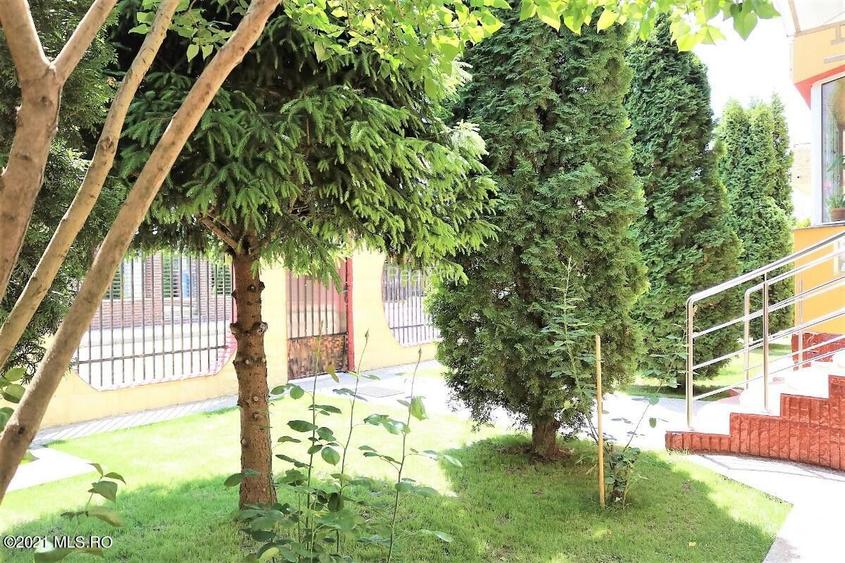 Mamaia Nord - Langa Mare, pensiune la cheie, 11 camere, 9 bai! - 27