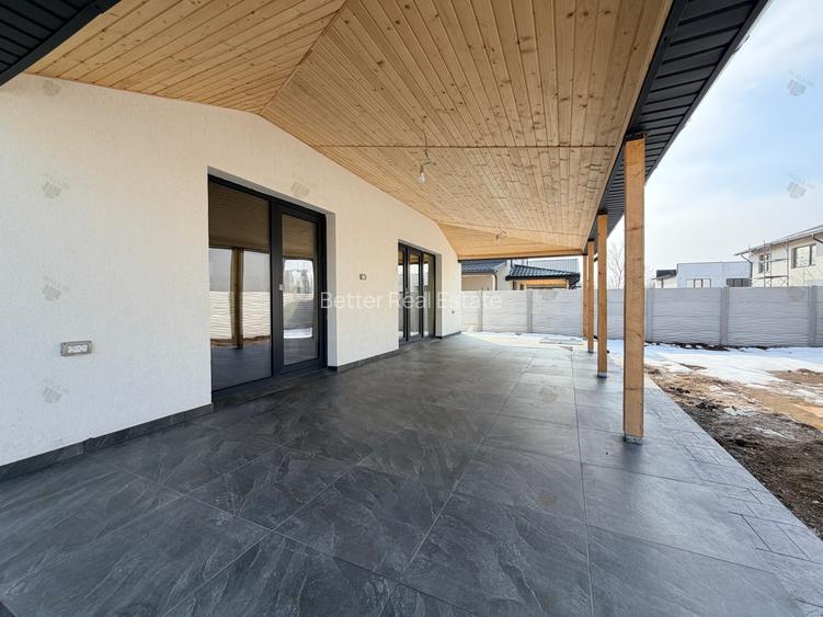 Casă individuală de vânzare în Comuna Berceni 5 camere - curte 476 mp - 5