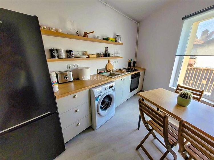 Casa 2 camere, mobilata complet, potential mansardare. Zona centrala - 5