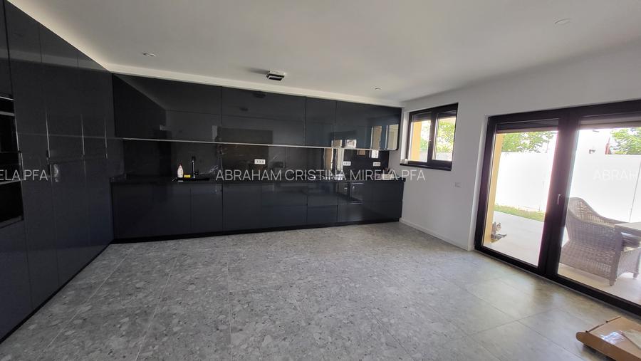 Vanzare Vila exclusivista,  5 camere, comuna Berceni - 9