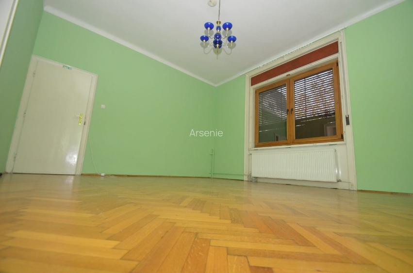 IDEAL PT. FIRME,SCOALA,BIROURI,GRADINITE sau MAI MULTE FAMILI. - 9