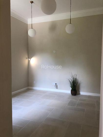 Apartament in casa recent renovat , parcare in curte, zona centrala - 6