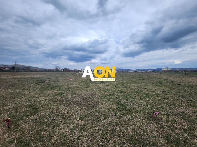 De vanzare teren intravilan 587mp, Ampoi 3 - 8