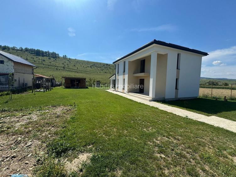 0% comision Casa individuala P+E+Pod-1000 mp teren - sat Pata - 13