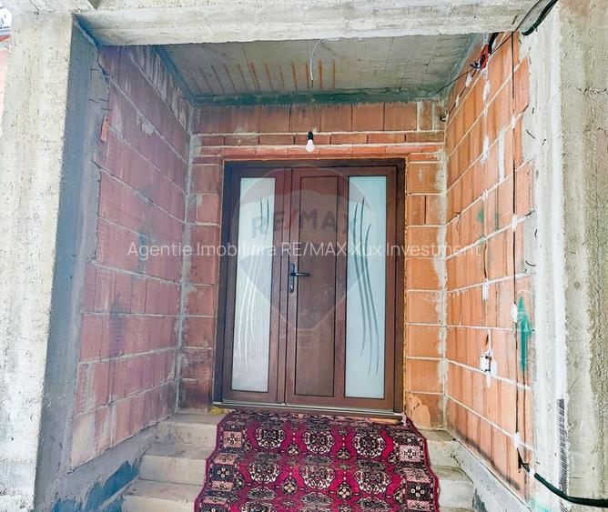 Casă/vilă spațioasă, centrală în Săliște, structură S+P+E+M - 2