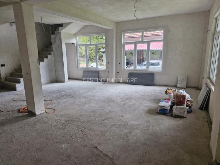 Casa frumoasa - zona linistita - 8