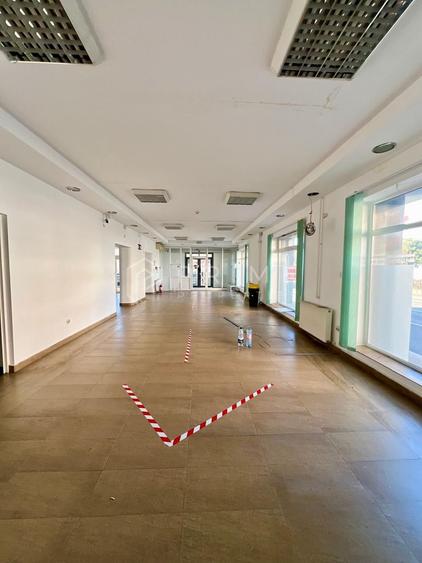 Spațiu Comercial Premium Semicentral | 430 mp | Parcare privată