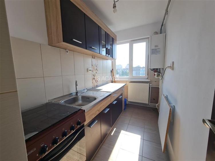 3 camere cu centrala in Craiovita-comision 0% - 6