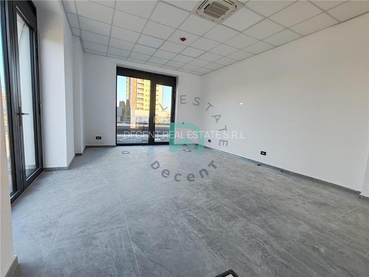 Spatiu comercial de vanzare  Brasov, 82 mp - 3