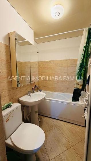 De vanzare spatiu comercial in Galati, Central, Zona Potcoava de Aur - 2