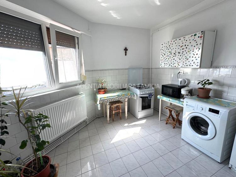 🏠 Apartament 2 Camere Decomandat – Micro 20, Galați (Etaj 4/4 cu Pod) - 7