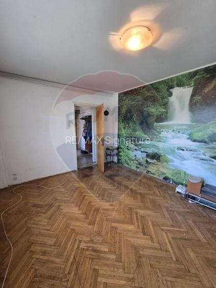 DE VANZARE Apartament cu 3 camere în zona Titan - 3