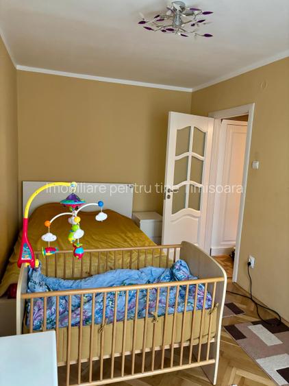 Apartament 3 camere decomandat Dambovita vedere pe doua parti etaj 3 amenajat - 6