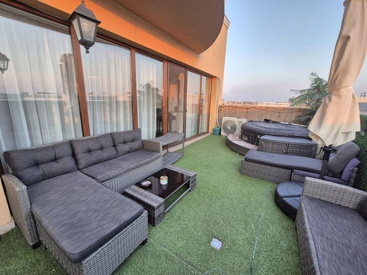 Penthouse 104,97 mp + 192,81 mp terase - piata Sudului