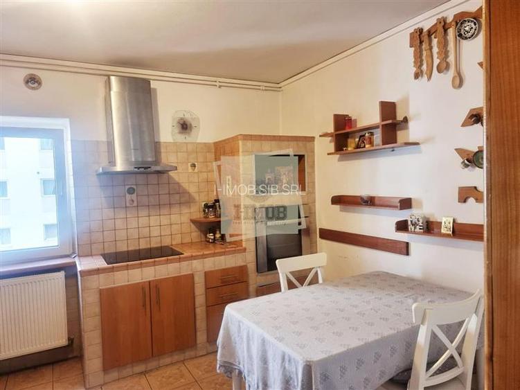 Apartament 3 camere 2 bai cu balcon in zona Terezian - 3