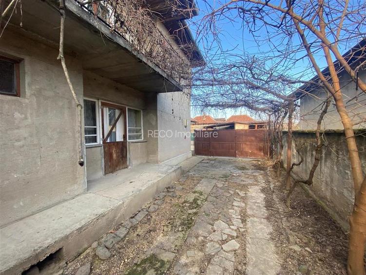 Reco casa P+E cu doua apartamente - 15