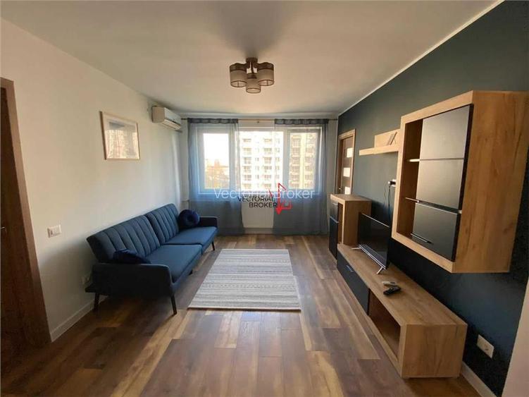 Apartament renovat in bloc stradal Colentina langa Complex Rose Garden - 2