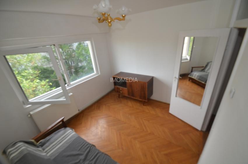 Apartament cu 3 camere decomandat in zona Dacia - 4