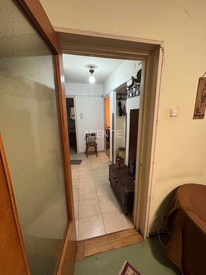 Baba Novac-stradal-bloc turn - 6