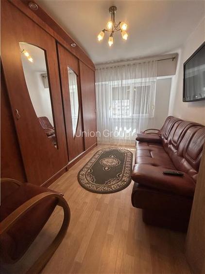 Apartament 4 camere, foarte spatios, stradal, zona Victoria - 12