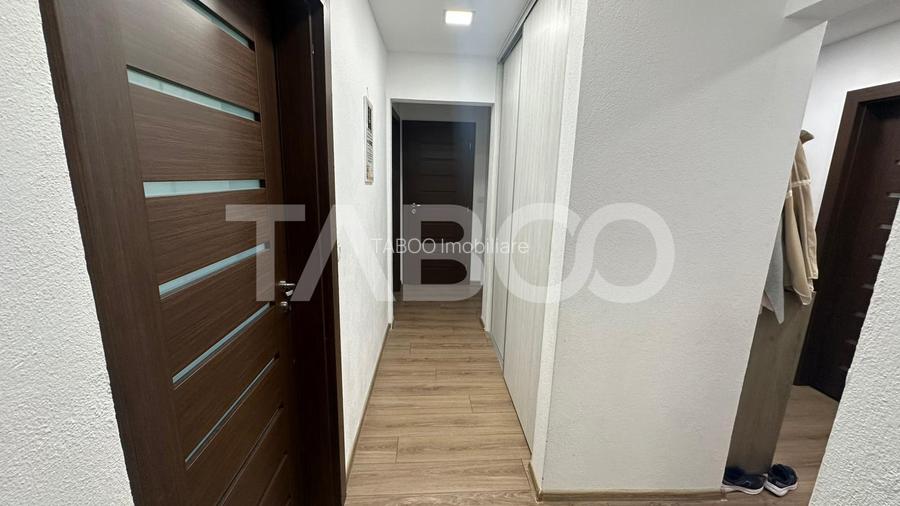 Apartament 4 camere decomandat 2 bai pivnita zona Strand Sibiu - 12