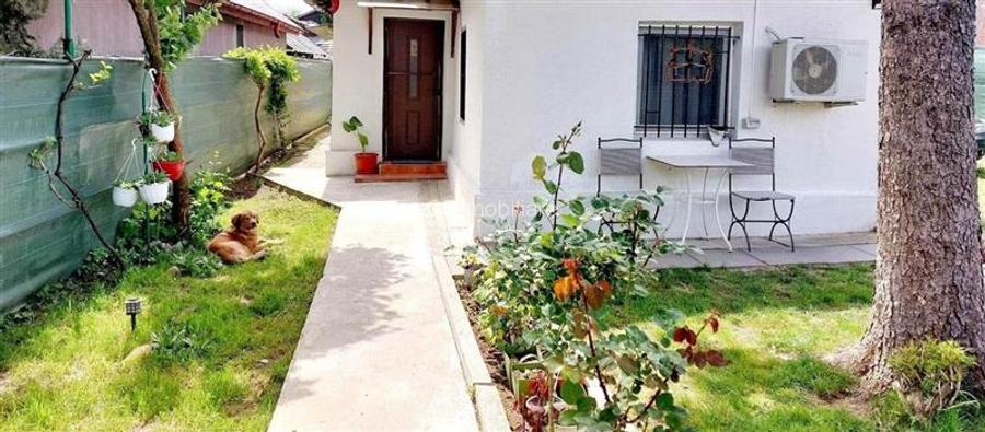 O casa mobilata, utilata, gradina generoasa, transport microbuz si tren spre Buc - 9