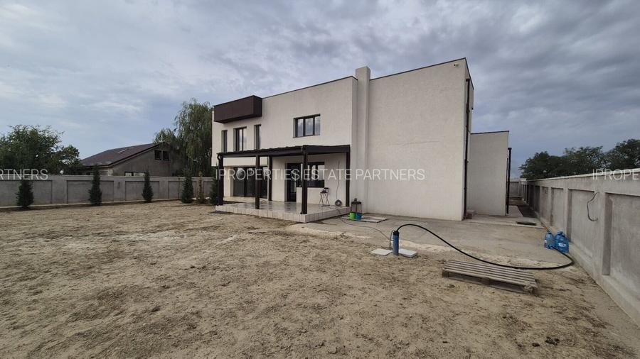 Casa de vanzare Comuna 1 Decembrie - 26