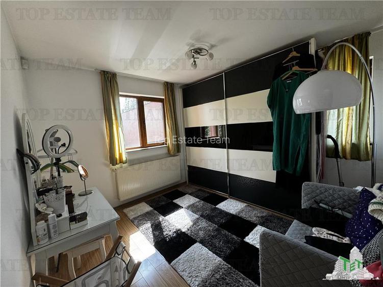 Zona Primarie Mogosoaia | Complex de case cu bariera | Curte cu foisor - 15