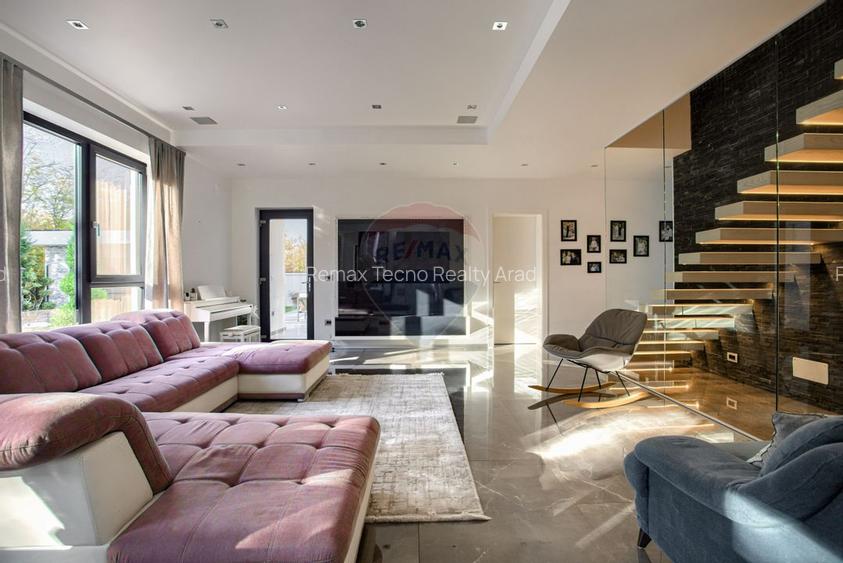 Vilă de lux stil mediteranian de vânzare zona Aradul Nou-Tabacovici - 13