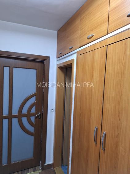 INCHIRIEZ APARTAMENT 2 CAMERE ETAJ 4 TEREZIAN - 5