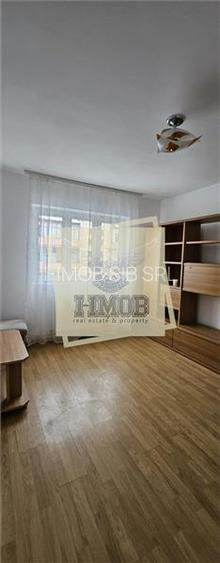 Apartament 2 camere central etaj 3 - 3