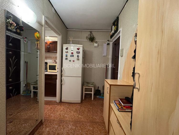 Astra, zona Saturn, Aleea Constelatiei, apart. semidecomandat, mobilat si utilat - 16