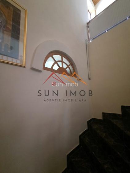 Casa tip conac, teren 4000 mp, finisaje deosebite, garaj, Prahova - 10