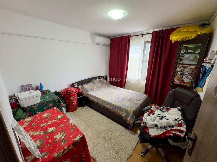 3 camere Decomandat | Bloc Anvelopat | Parcare | Lujerului | 2 bai - 8