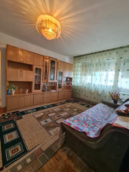 Vanzare apartament 2 camere, in Galati, Micro 16, liber - 2
