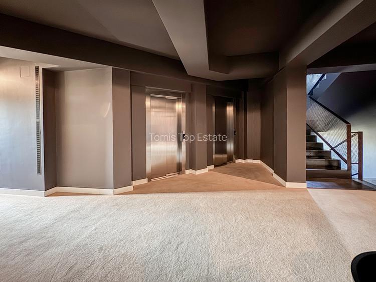 Apartament 3 camere de închiriat in Mamaia | Vedere frontală la mare | Parcare - 13