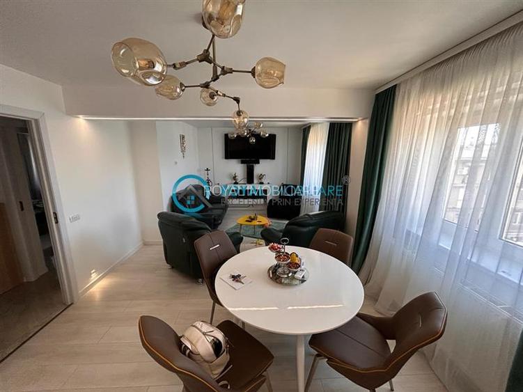 Royal Imobiliare - Vanzare Apartament de lux zona Ultracentrala - 2